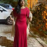 Surabhi Santosh Instagram - In the mandatory red outfit and here to wish you all♥️ May the Christmas cheer fill your hearts with hope and happiness!!! Merry Christmas to all ✨🎄