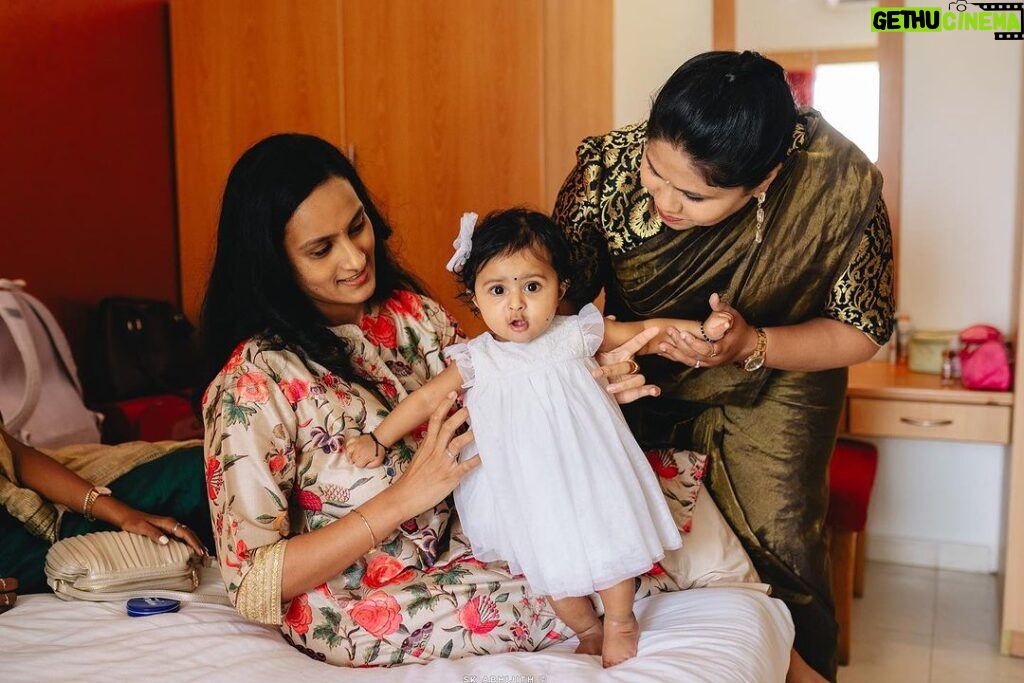 Surabhi Santosh Instagram - Moments in time 🤍🌸 #Engagementday Photography: @sk_abhijith Lehenga: @iktara.in #KeralaBrides #malayaliengagement #engagementphoto #malayalibride #happyvaishu