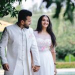 Surabhi Santosh Instagram - Ever Ours 🤍 🎶 @pranavchandranofficial . . . Photography @sk_abhijith Lehenga @iktara.in Bangalore, India