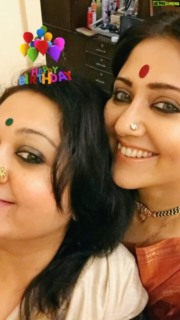 Swastika Mukherjee Instagram - Thank you, my bonu ❤️💖 Posted @withregram • @ajopamukherjee Birthday girl @swastikamukherjee13 ❤️❤️ Come back and then lets parrrrrttttttaaaaayyyyyyyy!!!!! Happy happy birthday to the shanto one! the sorted one! (Yes changes happen), my secret keeper, one who panics when I say ‘Shon na’ 😂 I LOVE YOU MY CRAJJJYYYY HALF!! #birthday #birthdaygirl #turningayearyounger #agingbackwards #thediva #thebeauty #thestunner #thebestactress #thecaregiver #theoneandonly #birthdaytime #decemberborn #saggitarius