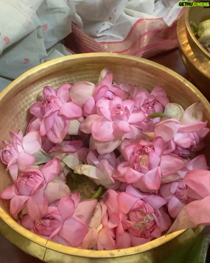Swastika Mukherjee Instagram - সন্ধি পুজোর প্রস্তুতি 🌺❤️