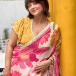 Swastika Mukherjee Instagram - A bright and happy day just like my saree 🌸💛 . Saree @bohurupi_santiniketan Blouse @parama_g Bunaphile