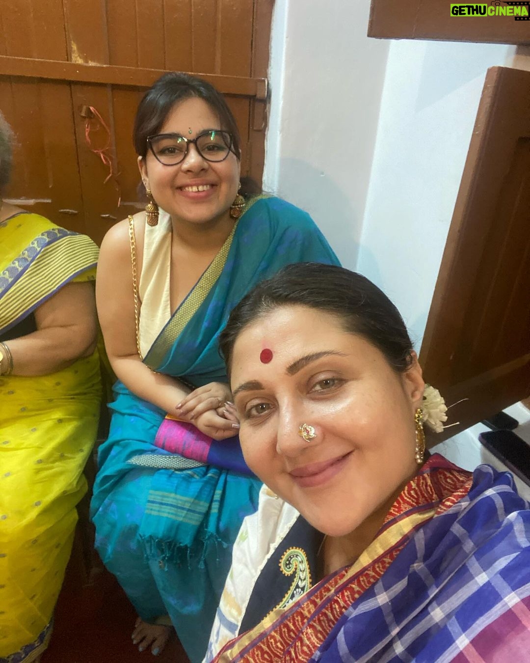 Swastika Mukherjee Instagram - সন্ধি পুজোর প্রস্তুতি 🌺❤️