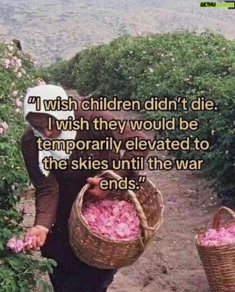 Swastika Mukherjee Instagram - Had to share this post from @nobordersshop While we immerse ourselves in festivities there is a land where children are dying, their skies darkening with smoke, their homes burning into ashes. Let’s not forget them. 🤎🇵🇸