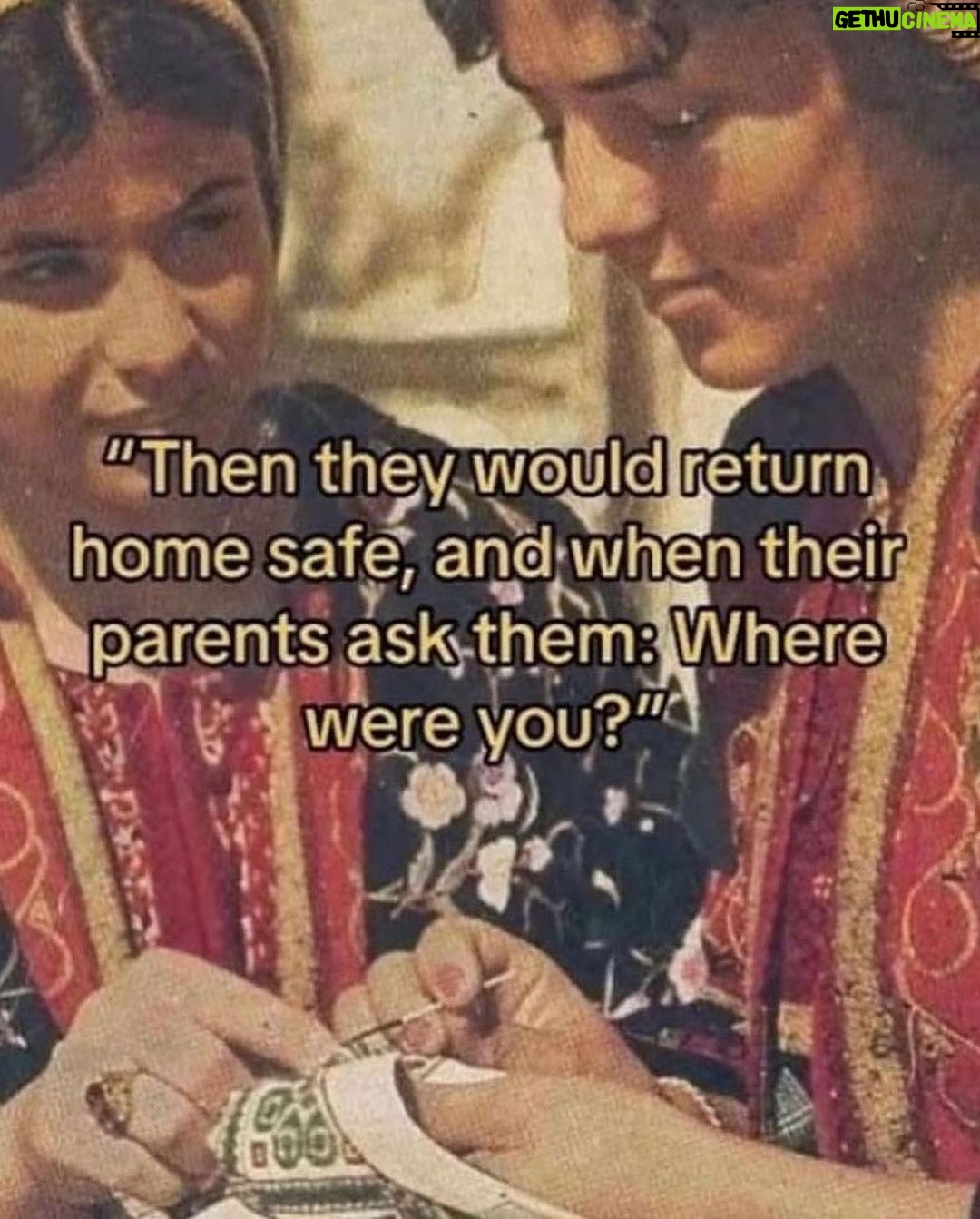 Swastika Mukherjee Instagram - Had to share this post from @nobordersshop While we immerse ourselves in festivities there is a land where children are dying, their skies darkening with smoke, their homes burning into ashes. Let’s not forget them. 🤎🇵🇸