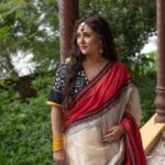 Swastika Mukherjee Instagram – The saree from where it all started. The saree that couldn’t be salvaged and we tried making a new one. That’s how the journey of making Swastika’s mother’s sarees started. And this one is something we are thrilled beyond words to have recreated. Tussur with Cotton Borders. The idea is to save the borders from sweating.
This is the star saree out of the ten sarees we recreated from Mashi’s wardrobe.
Last, but never the least.
@swastikamukherjee13 photographed by @aritrakabir
Styled by @rishabhad
Managed by @lipstickler
Make up @prosenjit4867
Hair : @mallicknita.bigbi
Thank you @manishgolder for the venue suggestion ❤️