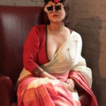 Swastika Mukherjee Instagram - May we always find the joy of wearing our mother’s sarees in ways we like. @swastikamukherjee13 in her Mother’s Tant recreated by us on handloom. Golden zari woven in geometric and florals all over the upper half and red with horizontal zari patterns on the lower. Half Half sarees were extremely popular then and now. This one is a shade of white and gold with dudhey aalta. Subtle, beautiful. Paired with a red checkered blouse with a beautiful Chettinad border. Styled by @rishabhad Managed by @lipstickler Photography: @upaharbiswas Make up: @prosenjit4867 Hair : @mallicknita.bigbi Thank you @ranit.maiti for the space. Kolkata