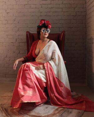 Swastika Mukherjee Instagram - May we always find the joy of wearing our mother’s sarees in ways we like. 
@swastikamukherjee13 in her Mother’s Tant recreated by us on handloom. Golden zari woven in geometric and florals all over the upper half and red with horizontal zari patterns on the lower. Half Half sarees were extremely popular then and now. This one is a shade of white and gold with dudhey aalta. Subtle, beautiful. Paired with a red checkered blouse with a beautiful Chettinad border.
Styled by @rishabhad 
Managed by @lipstickler 
Photography: @upaharbiswas 
Make up: @prosenjit4867 
Hair : @mallicknita.bigbi 
Thank you @ranit.maiti for the space.