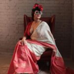 Swastika Mukherjee Instagram - May we always find the joy of wearing our mother’s sarees in ways we like. @swastikamukherjee13 in her Mother’s Tant recreated by us on handloom. Golden zari woven in geometric and florals all over the upper half and red with horizontal zari patterns on the lower. Half Half sarees were extremely popular then and now. This one is a shade of white and gold with dudhey aalta. Subtle, beautiful. Paired with a red checkered blouse with a beautiful Chettinad border. Styled by @rishabhad Managed by @lipstickler Photography: @upaharbiswas Make up: @prosenjit4867 Hair : @mallicknita.bigbi Thank you @ranit.maiti for the space. Kolkata