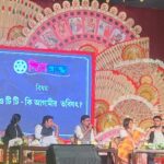 Swastika Mukherjee Instagram - সকাল থেকে রাত অবদি সহস্র মানুষকে চা/কফি খাইয়ে খুশি করেছেন এই দাদা। নন্দন প্রাঙ্গনে কত মানুষ, সিনেমা প্রেমিরা এসেছেন, কতজন এমনি এসেছেন ঘুরতে আর বাকিরা যারা এসছেন #selfie তুলতে, চা/কফি সবার চাই 💕 This year at @kiff__official I have two of my films #bijoyarpore and #matripokhho So along with my team, my friends I was also there, sipping tea, watching films and soaking the vibe. I am not sure who took the video and added music but it reached me and I am happy to share it with you all. যারা আমাদের পাশেই থাকেন তাদের কেও দলে সামিল করা দরকার, একটু আনন্দ share করার জন্য 🤩 Nandan নন্দন