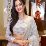 Tamanna Vyas Instagram - 🤍🤍 Wearing- @labelprieya #elegance #classy #traditionalwear #lehenga #lehengalove #designerlehenga #ootd #trend #tamanna #tamannavyas #sencogoldanddiamonds