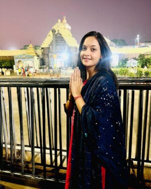 Tamanna Vyas Instagram - ବାହୁଡା ଯାତ୍ରା ର  ଶୁଭେଚ୍ଛା 🙏🏻 
Jai Jagannath 😇

#morathyatra2023 #bahuda #jaijagannath #rathyatra
