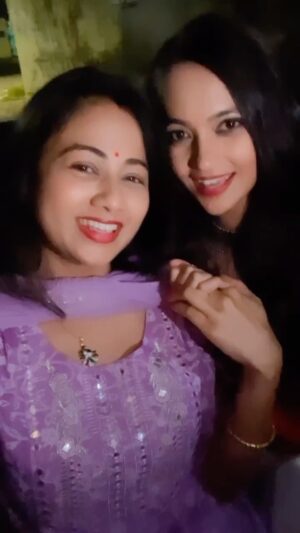 Tamanna Vyas Instagram - Amara Jodi kemiti lagila ? 😅

#tamanna #archita