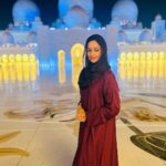 Tamanna Vyas Instagram - Magical All Around ✨ #grandmosqueabudhabi #grandmosque #mosque #abudhabi #uae #abudhabiculture #abudhabilife #odisha #odiagirl #dubai #travel #traveluae #travelphotography #places #destination #touristattractions #visitplaces #travelgirl #tamanna #actress #tamannavyas Abu Dhabi Grand Mosque