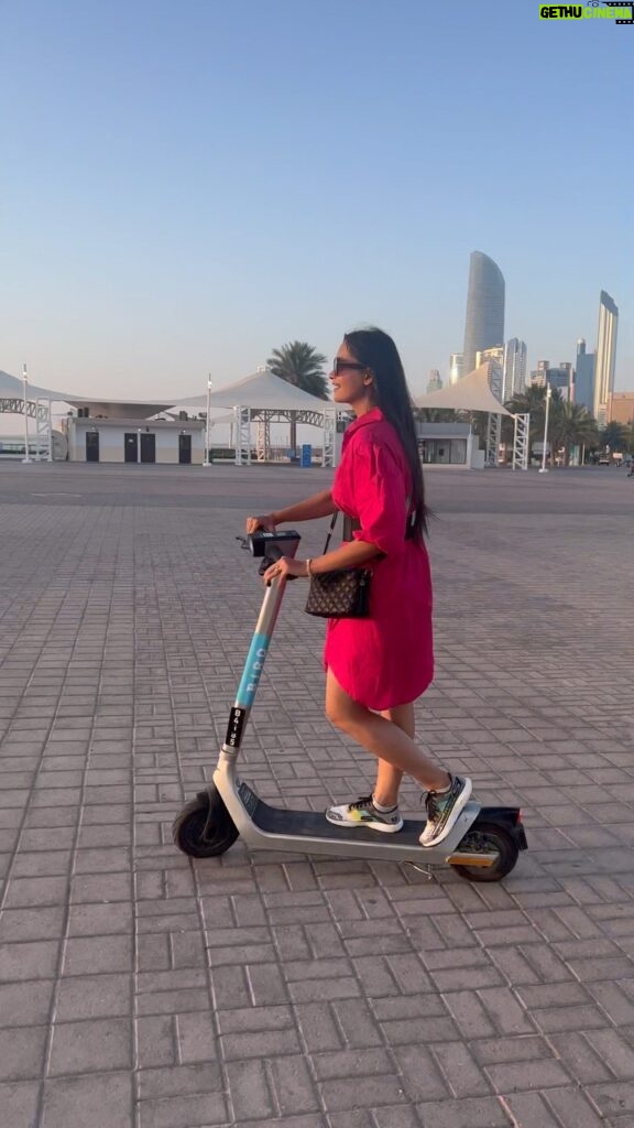 Tamanna Vyas Instagram - Wanna join me for a ride 😉 ??? #abudhabi #uae #dubai #abudhabistreetstyle #abudhabiscooters #ride #abudhabilife #abudhabiphotography #reels #reelsindia #reelsviral #abudhabireels #uaereels #reelsdubai #trendingreels #reelsvideo #actorslife #lifestyle #travel #travelreels #travelgirl #tamanna #tamannavyas Abu Dhabi, United Arab Emirates