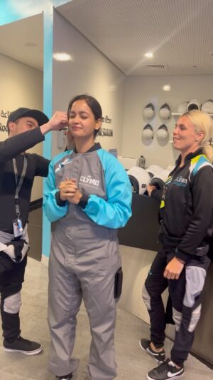 Tamanna Vyas Instagram - ମୋ ସହିତ ଉଡିବେ କି ?? 

Indoor Skydiving 😍 

#indoorskydiving #indoorskydivingabudhabi #abudhabi #adventure #abudhabiadventures #uae #uaelife #adventuretime #adventureactivities #adventurereels #reels #abudhabireels #reelsindia #trending #travel #travelreels #skydiving #tamanna #tamannavyas