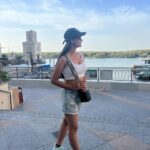 Tamanna Vyas Instagram - Beach day 🏝️ #abudhabi #abudhabilife #uae #abudhabibeach #beachday #anantaraabudhabi #travel #travelphotography #tamanna #tamannavyas Anantara Eastern Mangroves Abu Dhabi Hotel