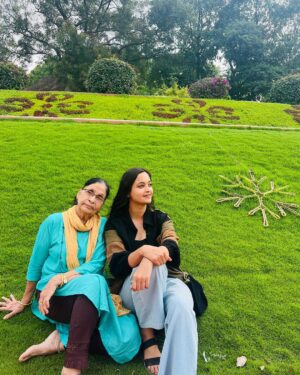 Tamanna Vyas Instagram - Radiating positivity 🫶🏻 

#happyday #happiness #december #lastmonthoftheyear #decembervibes #ramojifilmcity #rfc #hyderabad #tamanna #tamannavyas