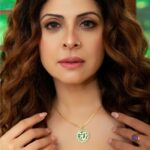 Tannaz Irani Instagram – Jewellery like this can be passed on for generations!

Jewelry by
 @Fyoro_Luxury, the world’s premier Jade Jewelry Brand. 

Crafted in Hong Kong.

Website: www.fyoro.com 

Use the code: TANNAZIRANI for an exclusive 15% discount

 or click the link below to automatically add the discount at checkout.

https://www.fyoro.com/?ref=tannazirani

Products:

✨Pendant: https://www.fyoro.com/products/kowloon-jade-dragon-pendant

#Fyoro #JadeJewelry #HongKong #Jadeite #Handmade