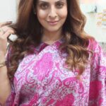 Tannaz Irani Instagram – Had a beautiful makeover at @ten.mumbai along with my Best friend forever, my daughter @zianne17 .

Thank you for the beautiful colour and nail art. Really loved the services and the staff.
Exquisitely done up salon in Bandra with very high quality products.

Dressed by @thearab_crab 

#salon #nails #nailsart #nailart #hairreels #haircolor #haircare #hairstyle #haircolor #hairproducts #hairtransformation #nailsofinstagram #nail
