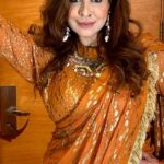 Tannaz Irani Instagram - The only way to 'Win' with a MANIPULATOR Is not to PLAY Leave the Playground! Styled by @arpitasulakshana #ootd #saree #sareefashion #sareelove #orange #designersaree #ready #stitchedsaree #stitchedblouse #designersarees #designerblouses #thankful #trending