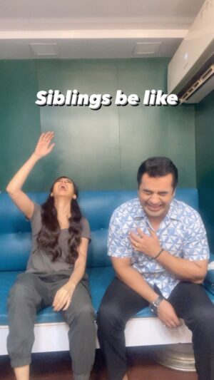 Tanu Khan Instagram - Bhai k sath #masti nai . Tag ur #brothers 👊

#siblingreels #brothersister #funnyvideo #hahaha #sillygirl #funnyreels #tanukhan #btsreel #karankaushalsharma #trendingaudio #instalike #instamood #reeldekhofreshraho♥️ #relatable #relatablepost