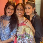 Tanu Khan Instagram - Met my #lovelies after a long time #frienshipgoals #neverchanginglove #dosti #sisterlove #bestbond
