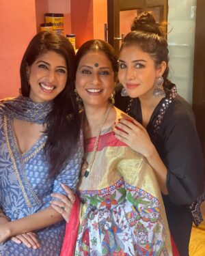 Tanu Khan Instagram - Met my #lovelies after a long time
#frienshipgoals #neverchanginglove #dosti #sisterlove #bestbond