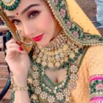 Tanu Khan Instagram - Tag dat girl jo sharma nahi sakti OR Jispe sharmana suit nahi karta . . . . . . . . . . . . . . . . . . . . . #bindasbride #imstareels #comicreels #reeldaily #indianbrides #aliabhatt #reelfun #cutereels #cutereel #girlreels #btsreel #tanukhan