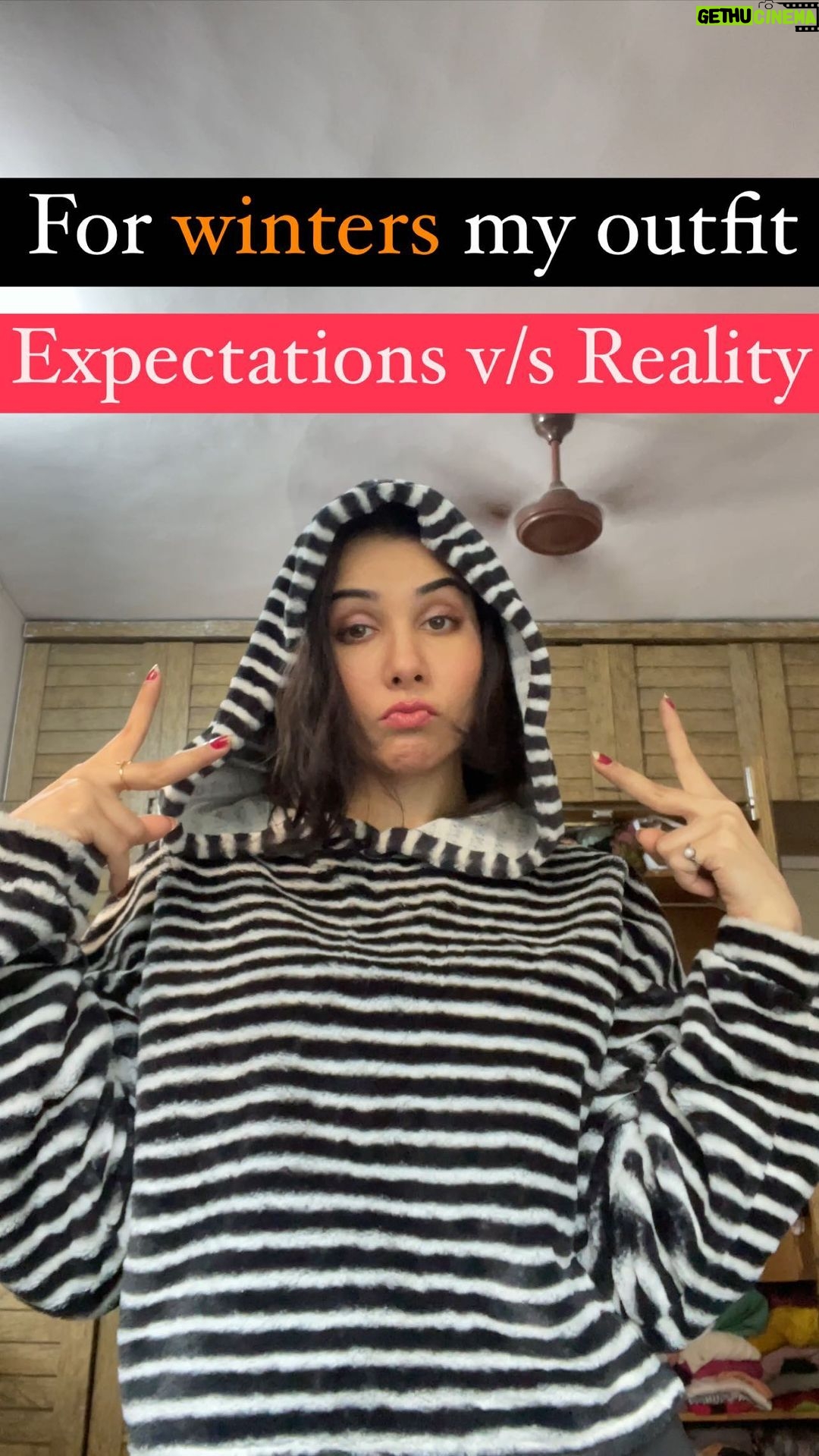 Tanu Khan Instagram - Tag who all r falling sick even before winter starts 🙄🙄 #storyofmylife #wintervibes #expectationvsreality #instatrends #uhhuuu #funnyreels #realityreels #tanukhan #harshtruth #relatable #viralfever #viralreels #viralreel #viralreelsvideo❤️ Mumbai, Maharashtra