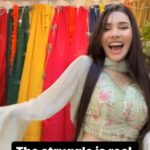 Tanu Khan Instagram - The struggle is real 😅#awkward 🙈 Mumbai, Maharashtra