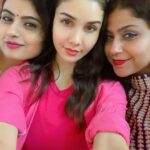 Tanu Khan Instagram - Kya dil ke rishte ka koi mol nahi hota?? Bolo?? #withmycutie #newcrush #besties #reaction