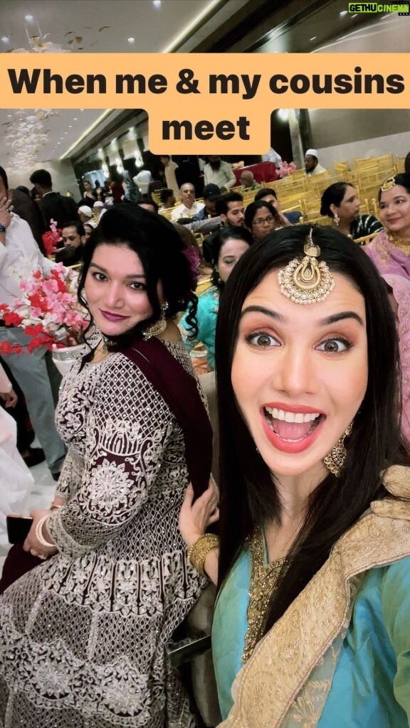 Tanu Khan Instagram - Tag ur #cousins Jinke saamne Kuch Bolne se pehle sochna na pade 😜🥰♥️ It’s good to have that #safespace when you know you can be urself and there are no #judgments 🥰 #happysouls #reelviral #familyreunion #funnyreelsindia #familygettogether #girls #familywedding Opera House