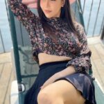 Tanu Khan Instagram - Zahir karoon kya hain jo, mere irade 🎶