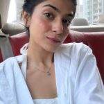 Tanvi Malhara Instagram – Jisme aansu na bahaye vo pyaar hee kesa?😭😂

P.S Saw a similar reel somewhere and I thought it was too funny, had to do it instantly😂

#reels #funny #toxicrelationships #couples #marriage #reelsinstagram #meme #achhasuno #thatachhasunogirl #tanvimalhara