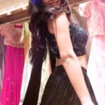 Tanvi Malhara Instagram – I have so many wedding outfits from @sagarmenza_jalna yet no where to go. My friends just won’t get married🤷‍♀️🫣😂

#weddingseason #tanvimalhara #wedding #weddingoutfit