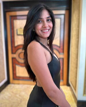 Tanvi Malhara Instagram - About last night at Filmfare✨
.
.
.
@pratham94