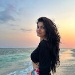 Tanvi Malhara Instagram - Salty hair and breezy air🥹🏝️🌊 #bali #beach #waterbaby #island #sunset #love #tanvimalhara Gili Trawangan Island, Lombok Indonesia