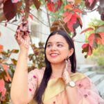 Tarjanee Bhadla Instagram - 🫶🏻🌻🍁🌷