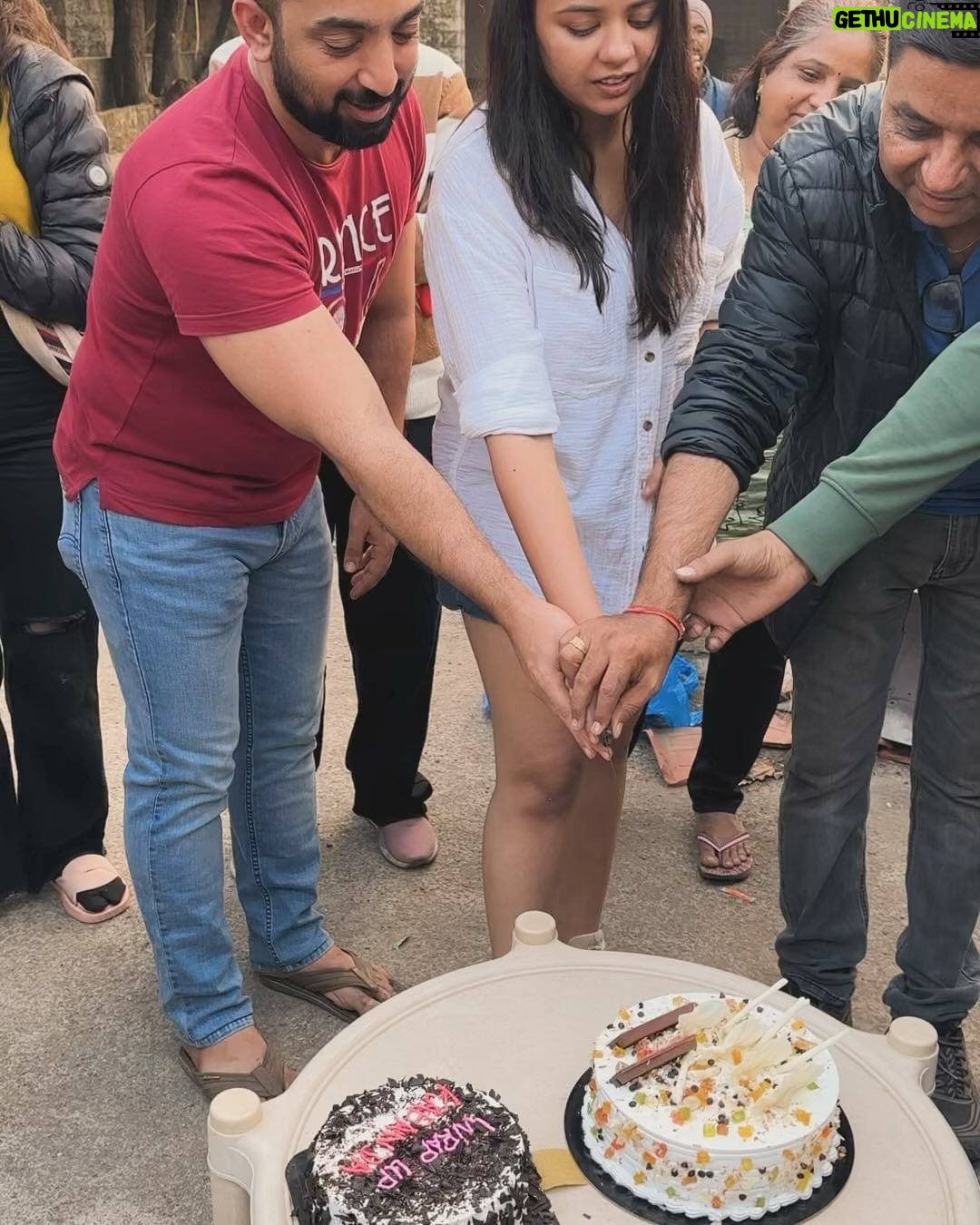 Tarjanee Bhadla Instagram - It’s a wrap for KABANDA What a roller coaster ride. Will always remember this experience! Thank you @rehanchaudharyfilms for Writing and imagining this character and believing in me to do justice to it. The things that I got to do in this film are a rare experience and it’s every actors dream 💥 @jigneshpandya sir and @cmesandy Thank you for the amazing work which brought the imagination to reality in such beautiful frames. And more over thank you so much for being so calm, supportive and helpful. It was so nice to work with you and your team. Until next time🥂 @shyamnair295 you are an amazing, highly highly highly talented, dedicated actor and your calmness and maturity inspired me so much. Your knowledge about films and movies is just “amazeballs” (iykyk). This role couldn’t have been done better by anyone🥳 @brindatrivedi_ I was so happy to know that you were going to play the character that you played and everyone who heard your name was like “oh Brinda, great choice” and that is for a reason. Since that one shot of hellaro that we have talked about I had been a fan for the honesty that you bring and I was just so excited to see you play this character and just sit behind the monitor and LEARN. And except for that, you know I was so happy to be around you all the time. All those long conversations will always be remembered ❤️ @hemang_happiiwala tame Jordar cho. Fire cho fire. Character ne live karine etlu interesting banai do cho ke pachi ee character tamaruj thai jay che, Tamara vagar ee imagine na thay. Bau majja aai onscreen and offscreen 🤓 @camerabaazz and @_roochi_20 this project wouldn’t have been possible without you! Your hard work, dedication, commitment and determination was the oil for the engine. I am so glad we got to know each other and spend so much time together. I couldn’t have done it without you. You were just MY GIRLS🫶🏻 @ameelmacwan Genuinely this is my favourite look from all the films that I have done. I just loved getting ready for this character.Thank you making me look so 🤩 To the whole team, thank you for everything you did. I will always remember this experience. Team KABANDA will see you in cinemas soon 🌻