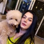 Tassnim Sheikh Instagram - My share of blessings 🧿❤️ #diwali #diwalivibes #reelsinstagram #reels #reelitfeelit #reelitwithtn #instagramreels #instareels #instareel
