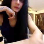 Tassnim Sheikh Instagram - #mujhkoyaadsatayeteri #reelsinstagram #instareels #tassnim_nerurkar