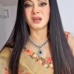 Tassnim Sheikh Instagram - Aata kahan se laaye thhe🤣 #instagramreels #reels #reelsinstagram #instareels