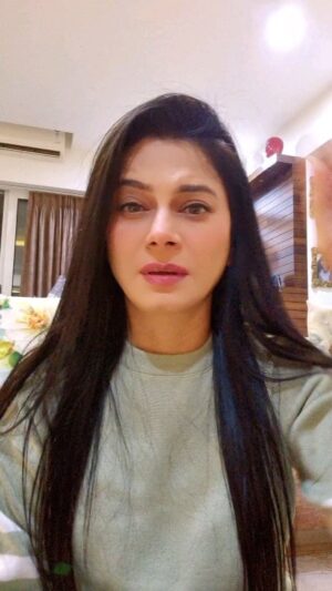 Tassnim Sheikh Instagram - Kadar karlo🤣
#reelsinstagram #instagramreels #reelitfeelit
