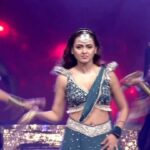 Tejasswi Prakash Instagram - Apne dance ke zariye humaare favourite kalakaar dikhaayenge naari shakti ki anokhi jhalak! Dekhiyega zaroor, #23rdITAAwards, iss Ravivaar, shaam 7:30 baje, StarPlus aur Disney+ Hotstar par. Hotstar par. @theitaofficial @tejasswiprakash @colgatein @epsonindia @garnierindia @cadburydairymilksilk @lenovo_india @vaselineindia @marutisuzukiofficial #itaawards #ita2023 #itastar31dec