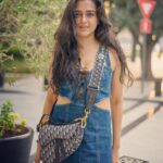Tejasswi Prakash Instagram - Golden state of mind ☀️ . . . . . 📸 @that.nikhill Styled by @natashaabothra Outfit @freakinsindia @viralmantra