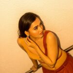 Tejasswi Prakash Instagram - Indolent stairs 🙈 . . . Styled by @natashaabothra With @mausmi_mitra_ Assited by @viiddz Coord @label_bella_d Earring and ring @kickyandperky Footwear @augusthaofficial 📸 @that.nikhil
