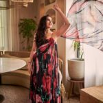 Tejasswi Prakash Instagram - Flawed and fabulous ♥️ . . . . . Styled by @natashaabothra Team @maumsi_mitra_ @bhavini.12 Outfit:- @gauriandnainika Neckpiece:- @karishma.joolry Footwear:- @augusthaofficial 📸:- @mirajverma_photography Hair: @go.glam.gauri