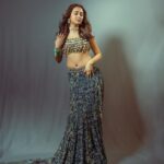 Tejasswi Prakash Instagram - Blurry but you get the picture 🤗❤️ . . . . . Styled by @natashaabothra Team @maumsi_mitra_ @dhwaniivithalani_22 Outfit @paulmiandharsh @viralmantra Choker, Earrings and Rings @meraki.mumbai Bangles @ijewels009 Photographer @deepak_das_photography Makeup: @jyotiiadvani.artistry Hair: @go.glam.gauri
