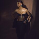Tejasswi Prakash Instagram – Just updating my “this is her” pic
.
.
.
.
.
.

Outfit by @manishgharatofficial
Jewellery @karishma.joolry
Styled by @shrushti_216
Makeup by @jyotiiadvani.artistry
Hair @zulekha333 
📸 @amannagoshe